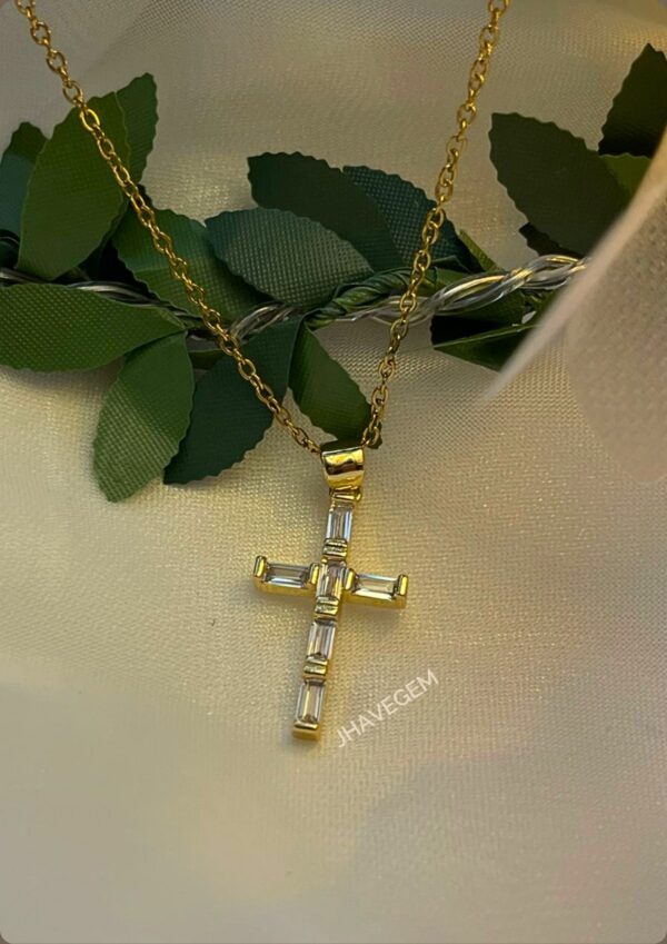 Cadena Cruz Diamantada