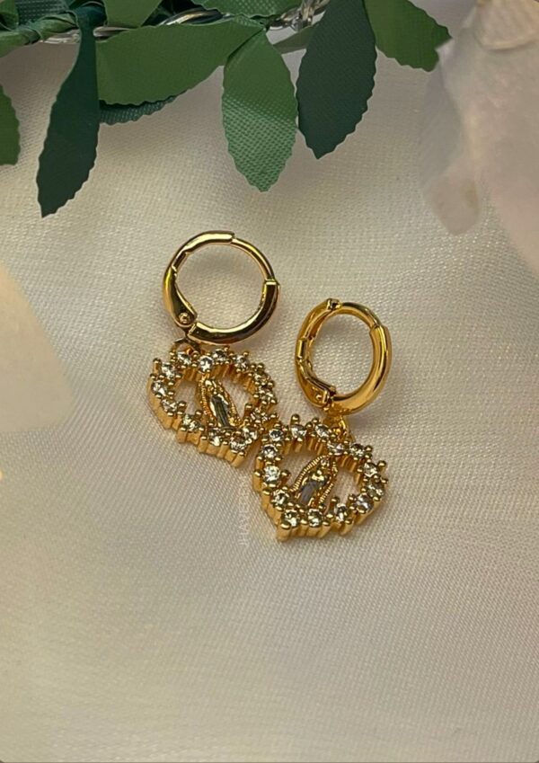 Arete Figura Virgen Diamantado